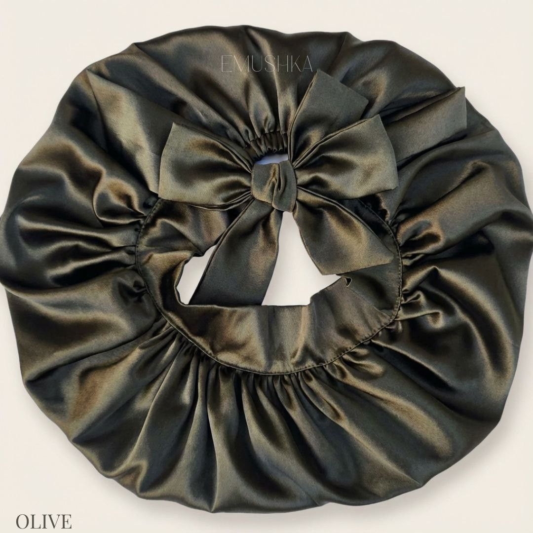 Emushka satin bonnet