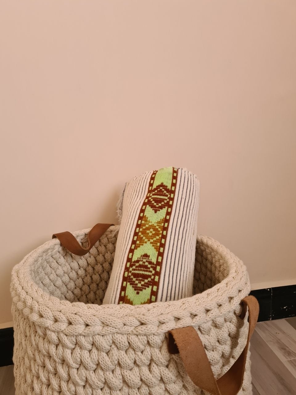 Throw blanket