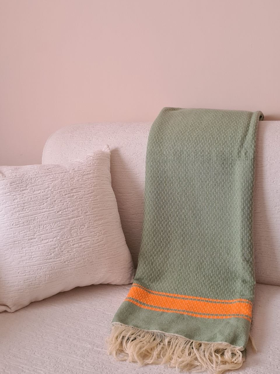 Throw blanket