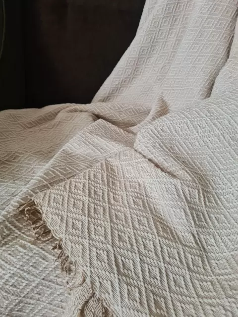 Throw blanket