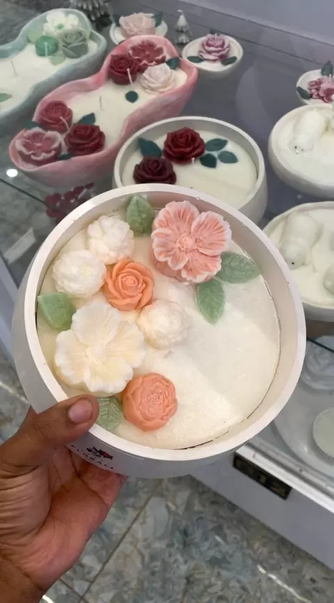 Rose Bloom Candle